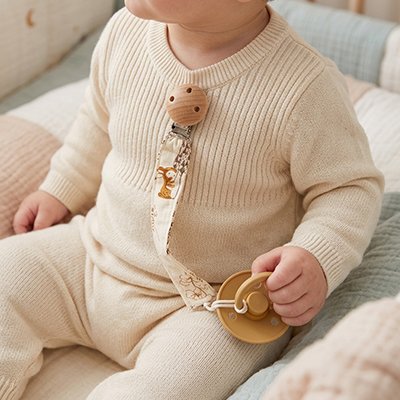 attache tetine garcon​ Khaki