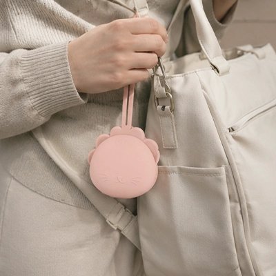 Boite a tetine​ pour éviter les pertes et les chutes.