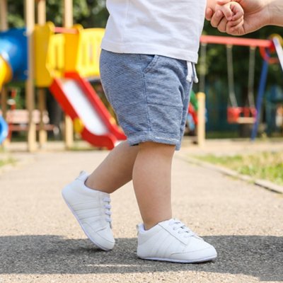 Chaussure bebe mignon blanc garçon
