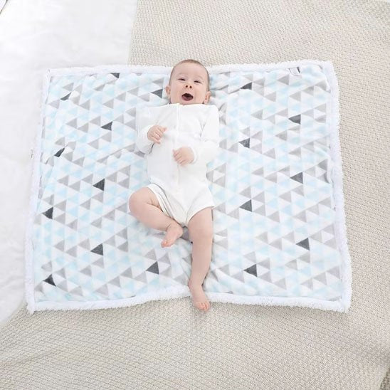 Couverture bébé deplaement en voiture