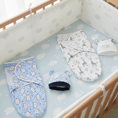 Couverture emmaillotage  ensemble